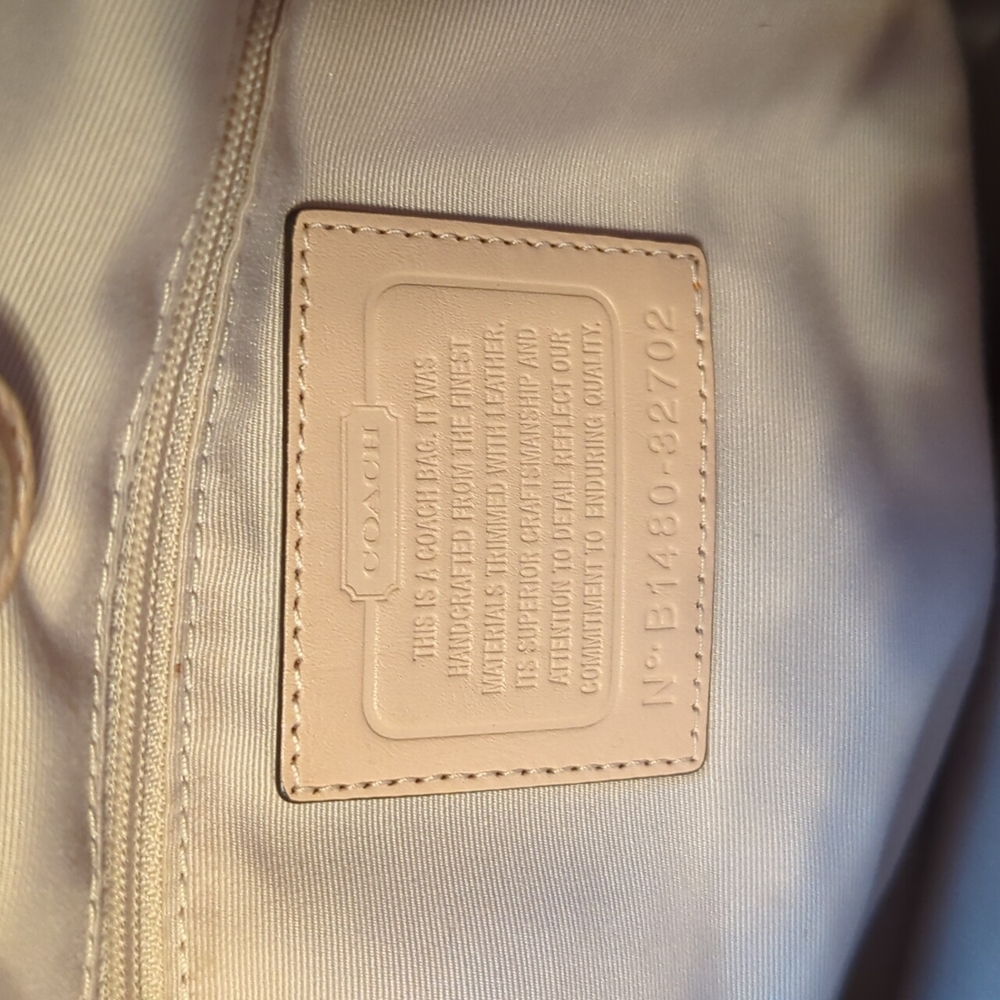 Coach bag๐ฅ๐ฅ๐ฅ - Picture 7 of 9